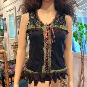 Renaissance tank top “Oh Yes” black,  gold & green lace, Size M